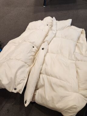 BDG Women's Off-White Puffer Vest